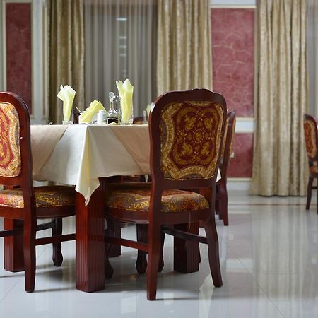 Hotel Gold Skopje Luaran gambar