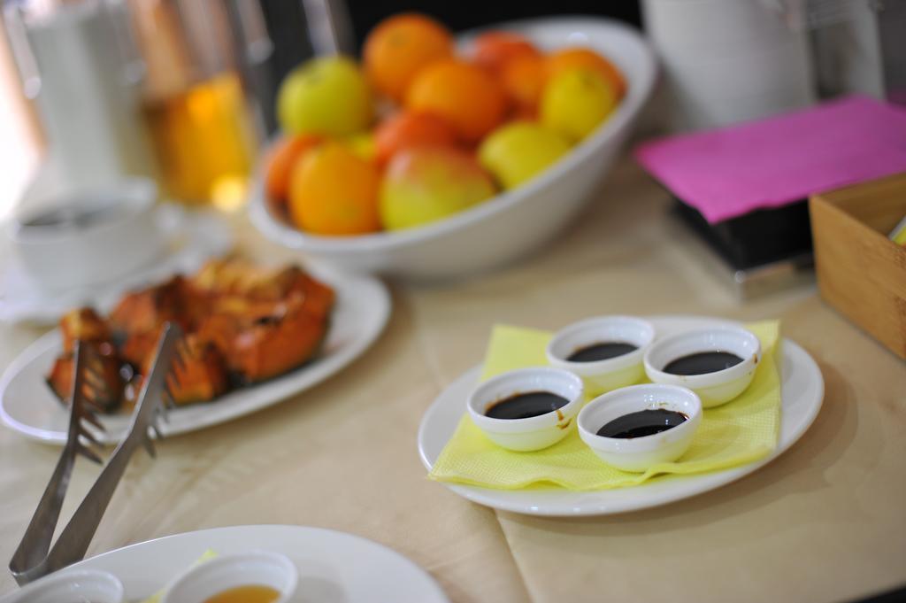 Hotel Gold Skopje Luaran gambar